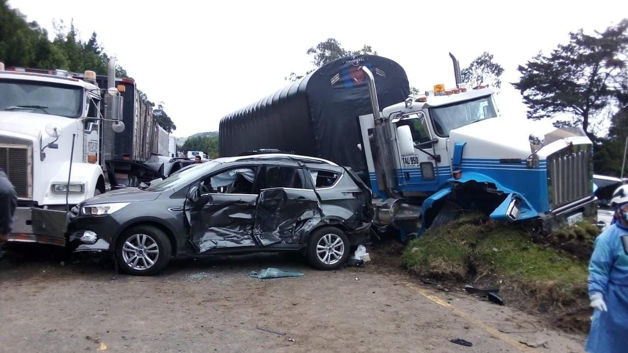 Accidente vía Bogotá - Tunja