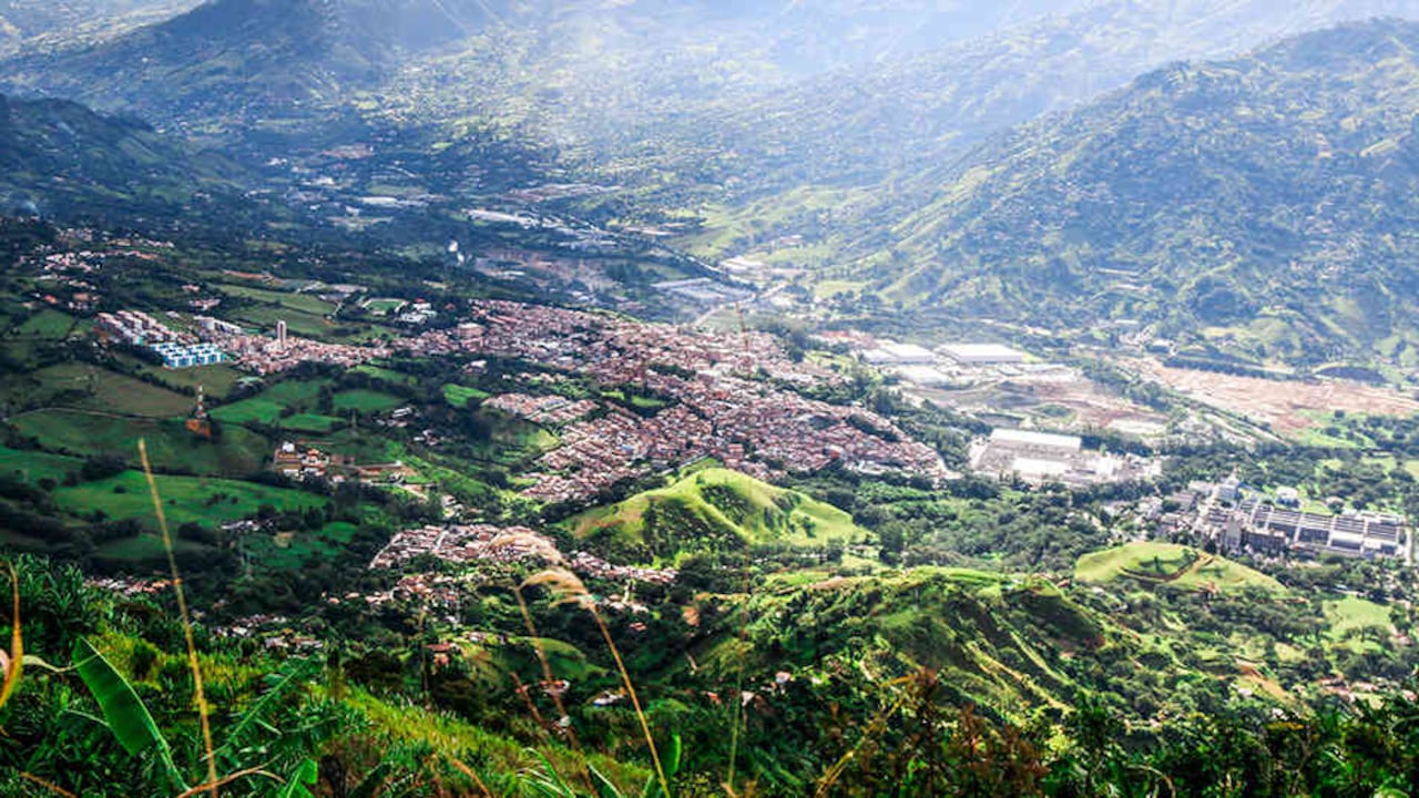 El Valle de Aburrá desde su extremo norte.