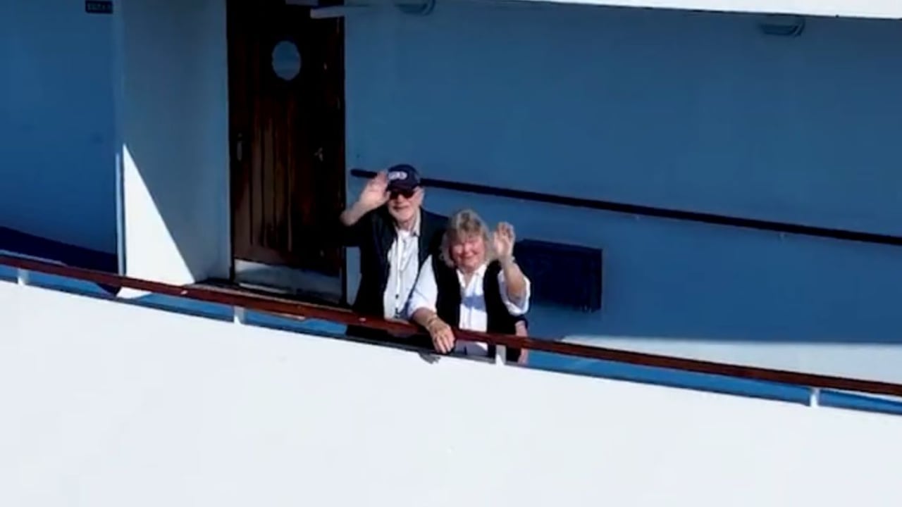 Los bisabuelos han permanecido a bordo del Coral Princess de 2.000 pasajeros de Princess Cruises.