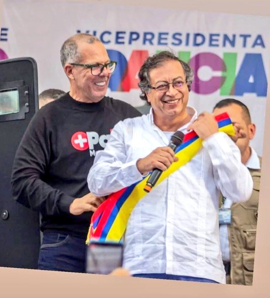 Saade salió en defensa del Gobierno Petro y el tema de las chuzadas del que se le acusa. Imagen: Twitter.