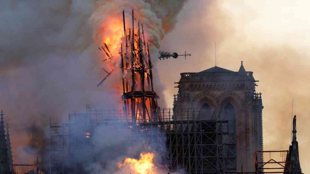 Piden "descontaminar" Notre Dame frente a riesgo tóxico por plomo fundido - Semana