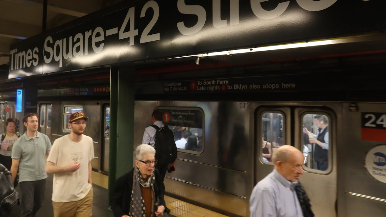 La MTA busca supervisores de operaciones del metro.