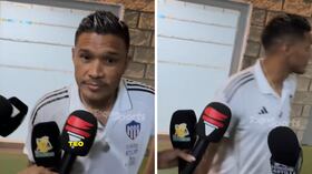 Instante donde Teófilo Gutiérrez dejó hablando solo a un periodista tras la eliminación de Junior de Copa Libertadores.