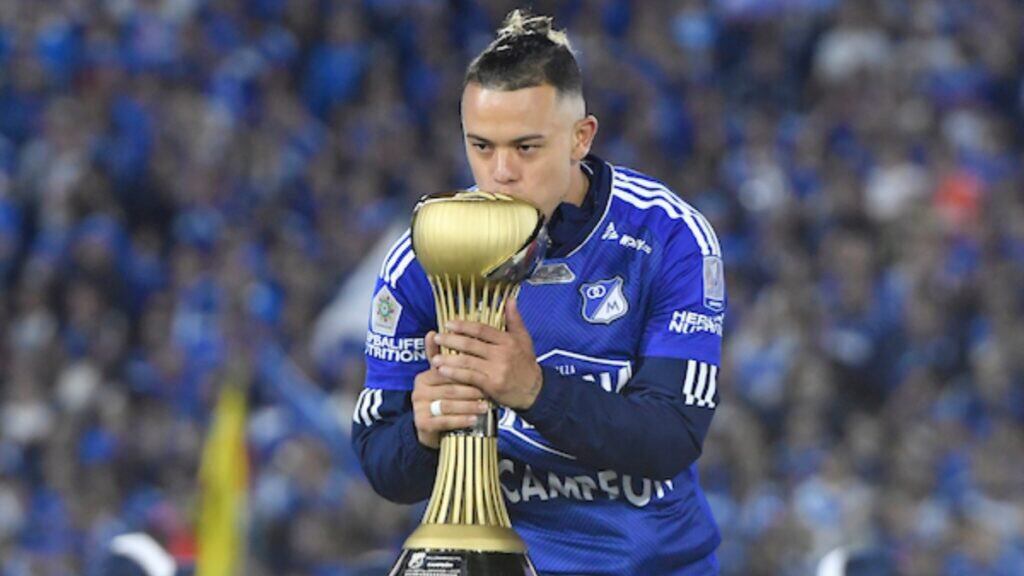 Leonardo Castro campeón de la Liga BetPlay 2023-l con Millonarios.