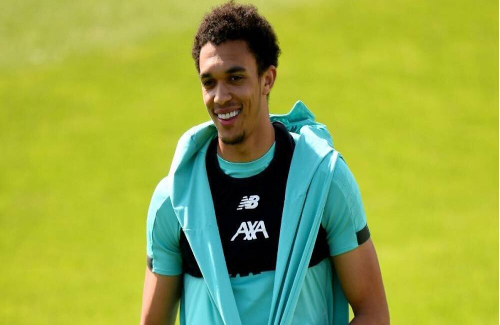 Trent Alexander-Arnold juega como lateral derecho en el Liverpool desde 2016 y renovó su contratación hata junio de 2024. Foto: Trent Alexander-Arnold / Twitter.