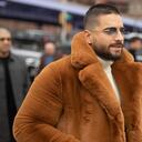 NUEVA YORK, NUEVA YORK - 13 DE FEBRERO: Maluma es visto en la calle durante la Semana de la Moda de Nueva York AW19 vistiendo BOSS el 13 de febrero de 2019 en la ciudad de Nueva York. (Foto de Matthew Sperzel / Getty Images)
