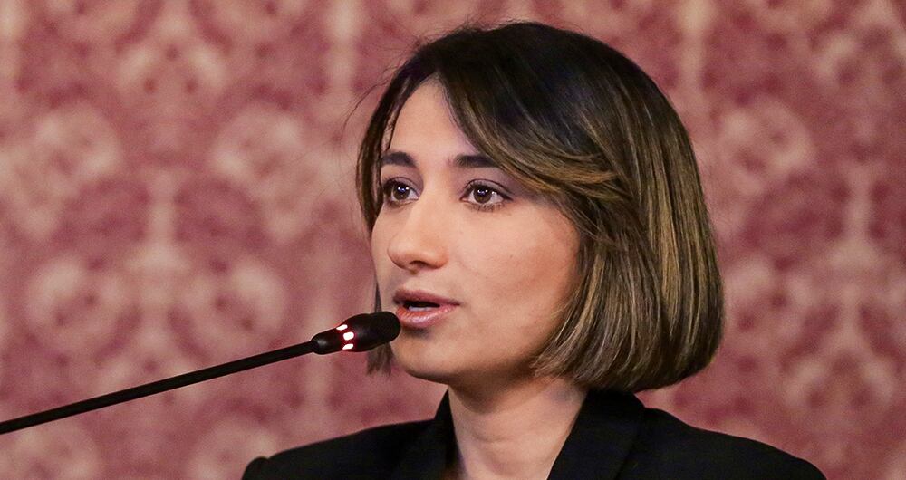 LAURA SARABIA Excanciller