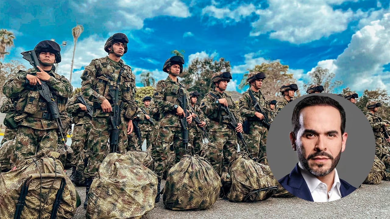 Integrantes del Ejército Nacional y el presidente Abelardo De La Espriella.