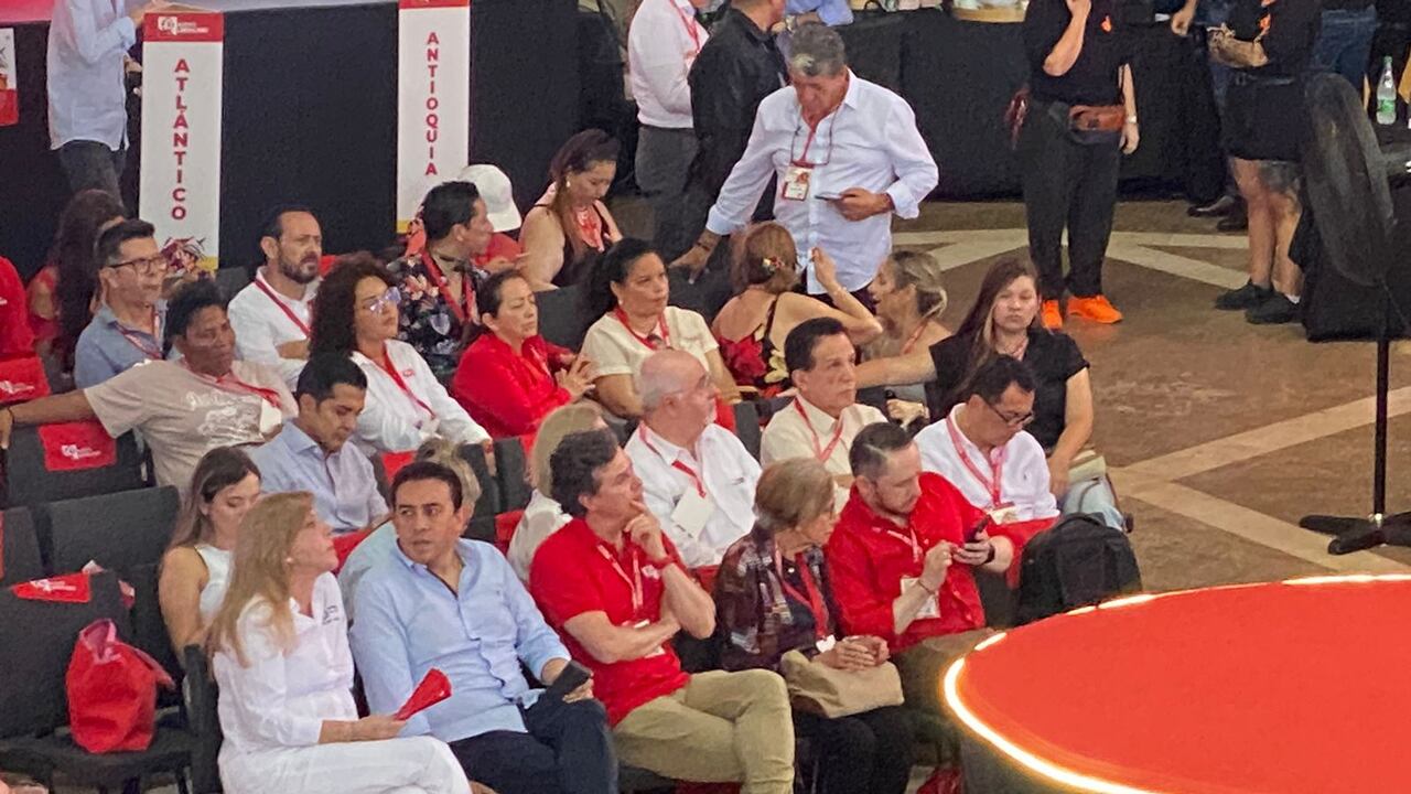 Alexander Vega y Clara Luz Roldan llegaron a la Convención del Nuevo Liberalismo