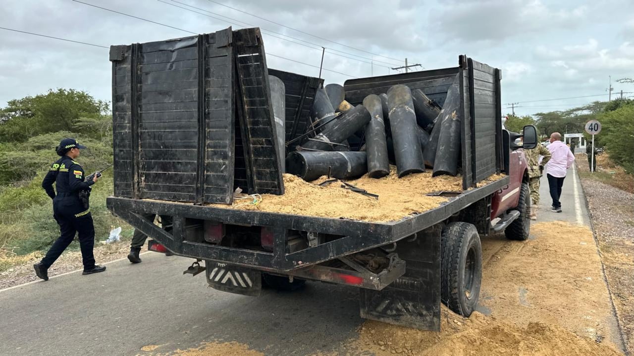 Volqueta cargada con explosivos para atentar contra batallón del Ejército en La Guajira.