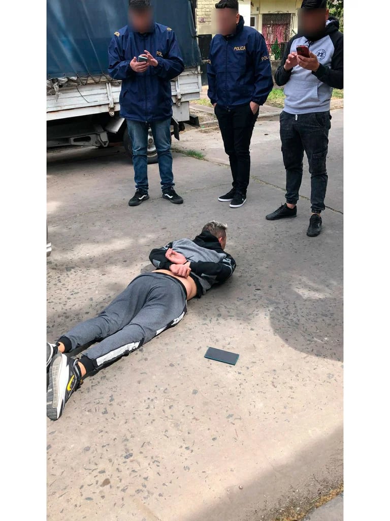Momento de la detención del principal sindicado del crimen de su expareja sentimental a fines de septiembre por la División Homicidios de la Policía Buens Aires.