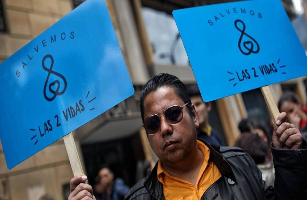 Los denominados provida están a favor de salvaguardar la integridad de la madre como la del ser en gestación. Foto: Esteban Vega La Rotta / SEMANA