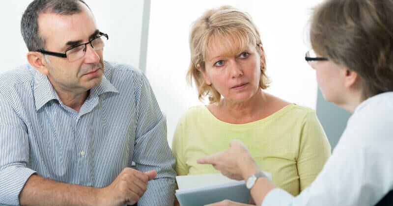 #6. CDT (Certificado depósito a término): es uno de los productos financieros más populares y permite invertir de una manera fácil y segura en la que el ahorrador deposita una cantidad de dinero a un plazo fijo, mínimo de 1 mes, aunque puede hacerse a varios meses o años. Al finalizar el tiempo estimado, el dinero retorna al ahorrador con un interés. Foto: Alexander Raths.