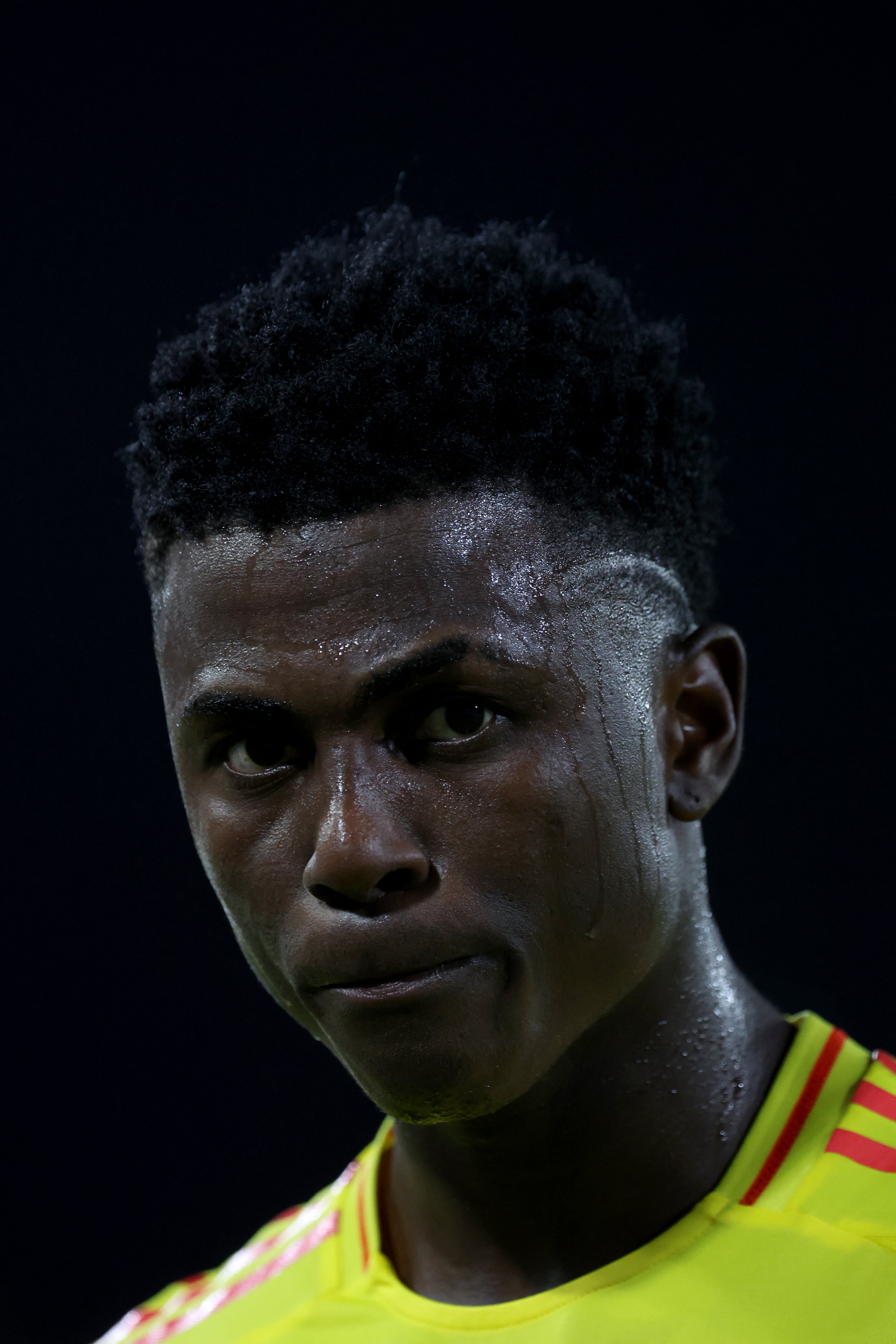 Colombia's midfielder #23 Neiser Villarreal looks on during the 2025 South American U-20 football championship final round match between Colombia and Paraguay at the Br�gido Iriarte stadium in Caracas on February 4, 2025. (Photo by Edixon GAMEZ / AFP)
