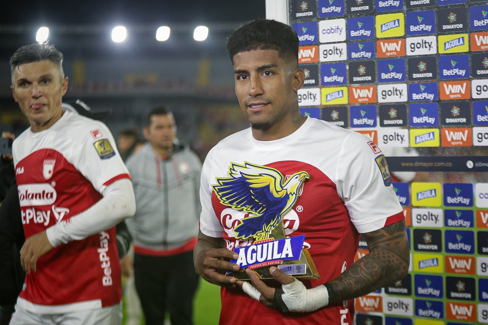 Bogotá. Noviembre 13 de 2025. Independiente Santa Fe enfrenta a Alianza Valledupar FC, por encuentro válido de la Liga BetPlay II 2025 de la fecha 20, en el Estadio Nemesio Camacho El Campín. (Colprensa - Cristian Bayona).