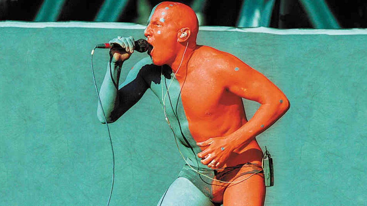 Maynard James Keenan, líder y cantante de Tool, en un concierto en Estados Unidos durante el festival de Ozzfest.