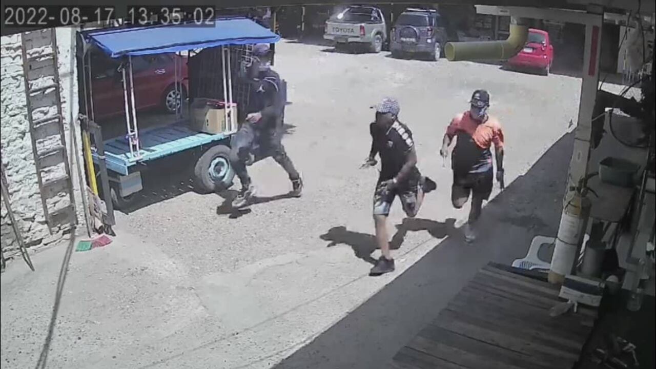 En cámaras de seguridad quedó registrado los hechos.