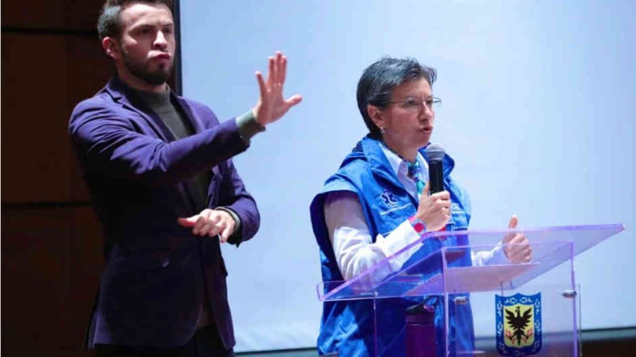 “Debemos mentalizarnos para estar en cuarentena por tres meses'': Claudia López