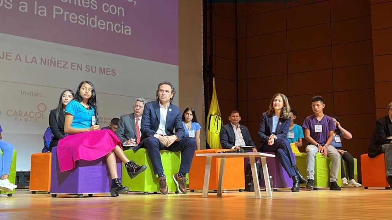 Los candidatos presidenciales escucharon a los niños en Colombia.