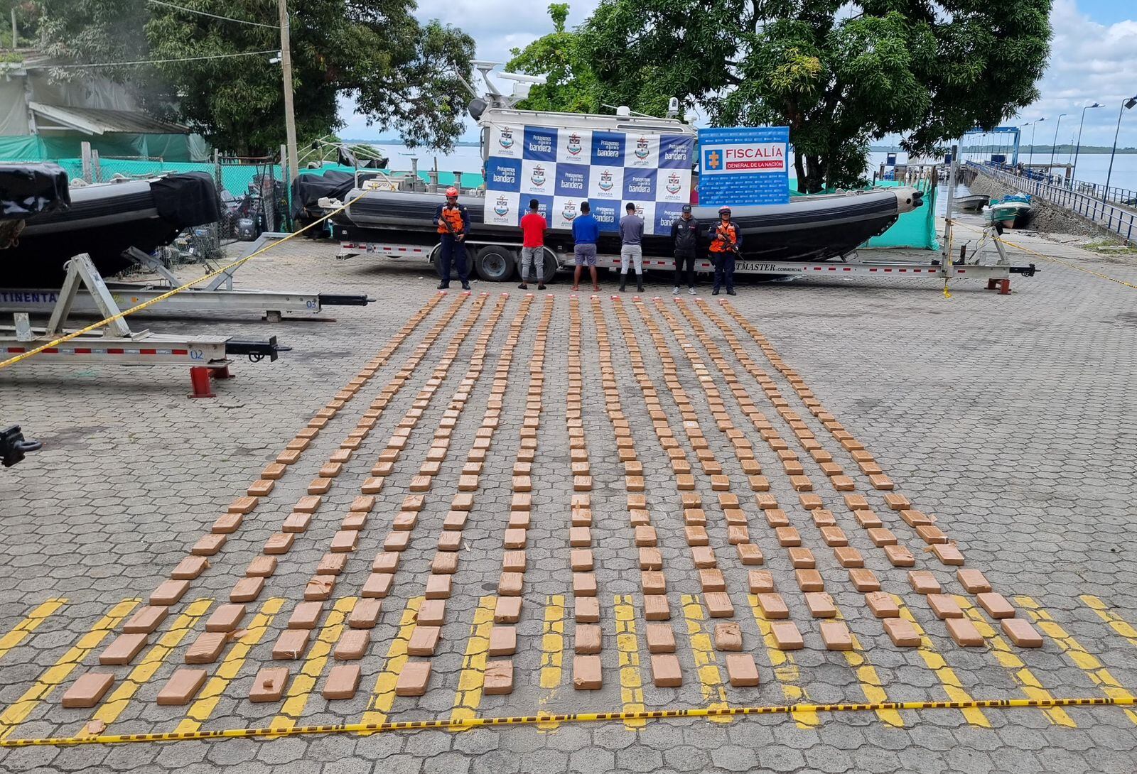 Gigantesca incautación de cocaína en Tumaco, Nariño: más de media tonelada dejó de ser comercializada.