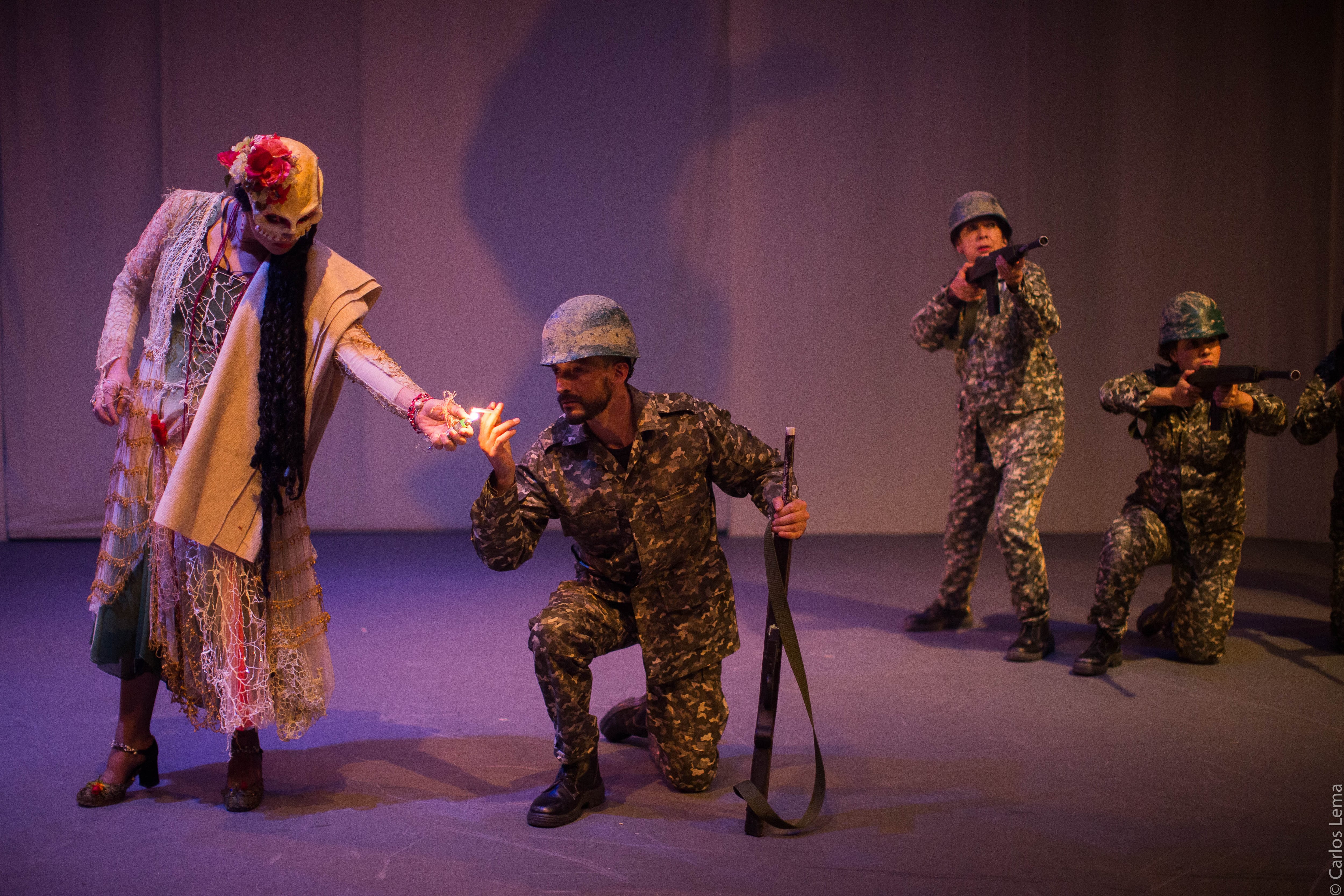 Obra "Camilo" del Teatro La Candelaria. Cortesía de Idartes.