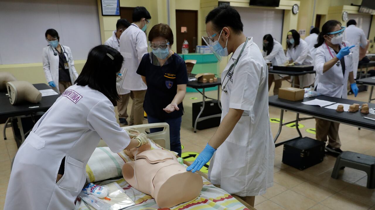(AP Photo/Aaron Favila)