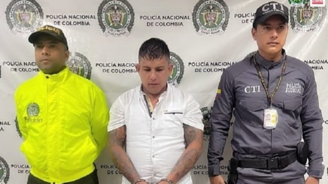 Alias Gordo Oyola.