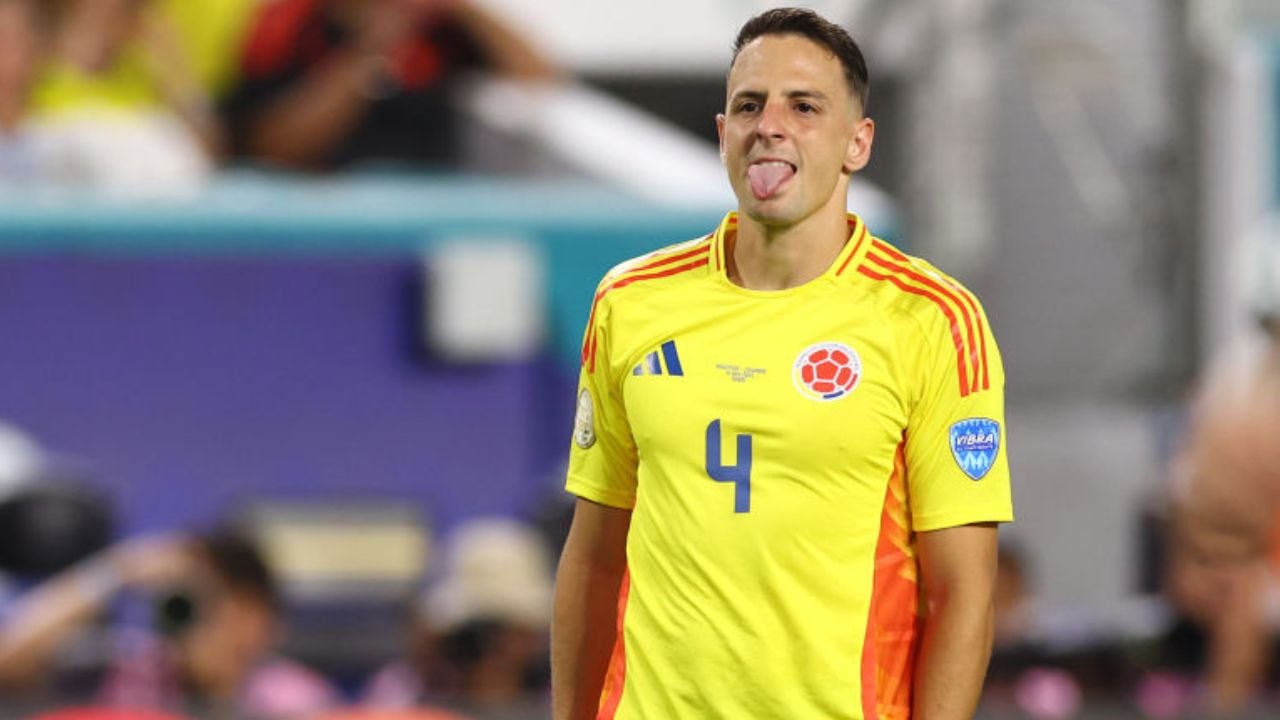 Santiago Arias con la tricolor.