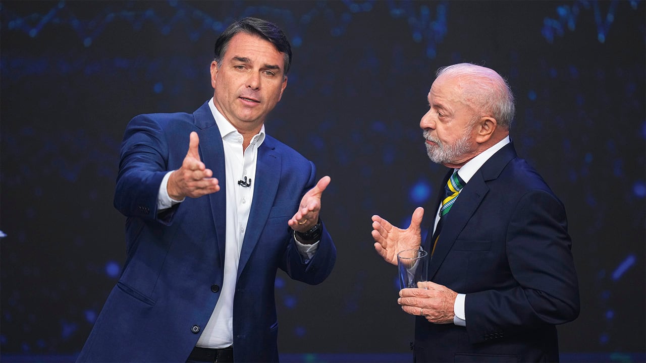 El domingo 25 de octubre, Flávio Bolsonaro y Lula da Silva se verán las caras en las urnas en medio de un ambiente polarizado y fuertes reclamos entre los dos candidatos a la presidencia.