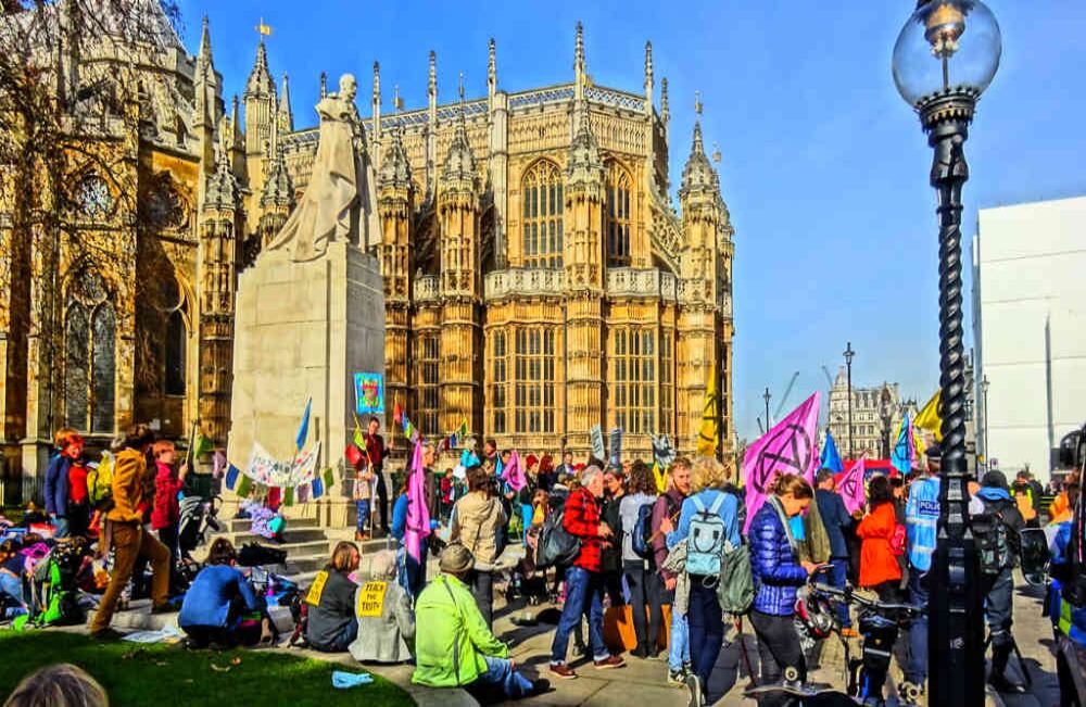 "La Rebelión" tiene presencia en 50 países del mundo y la siguen 33.000 personas de todas partes. Se guían por la protesta pacífica,  la no violencia. Foto: archivo Extinction. 