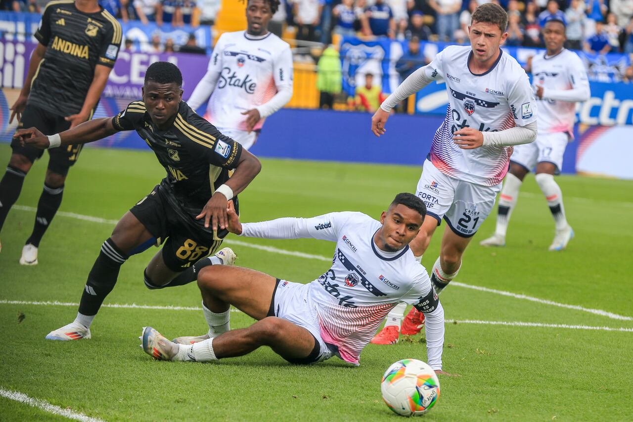 Millonarios, superior a Fortaleza en Techo.