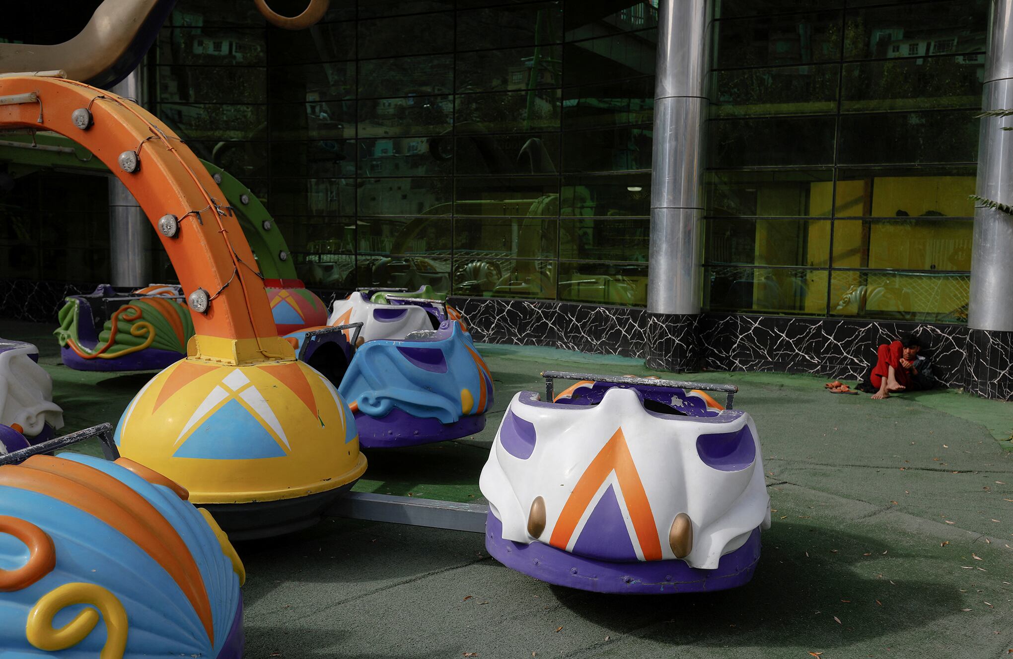 En imágenes : Los talibanes prohíben la entrada a las mujeres afganas a los parques de atracciones