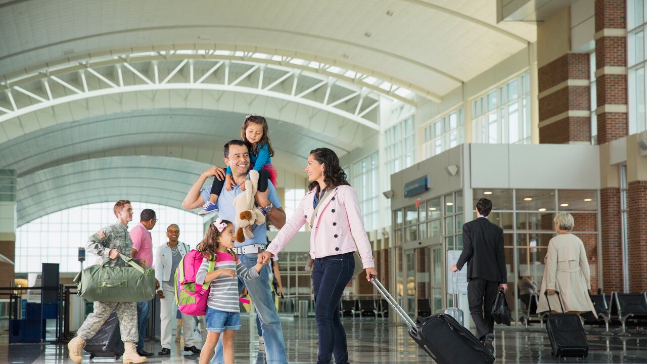 Con esta visa los viajeros pueden entrar y salir de manera ilimitada a Estados Unidos.