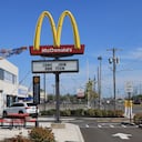 Un juez federal de Estados Unidos permitió que procediera una demanda por discriminación contra McDonald's (Photo by BRUCE BENNETT / GETTY IMAGES NORTH AMERICA / Getty Images via AFP)
