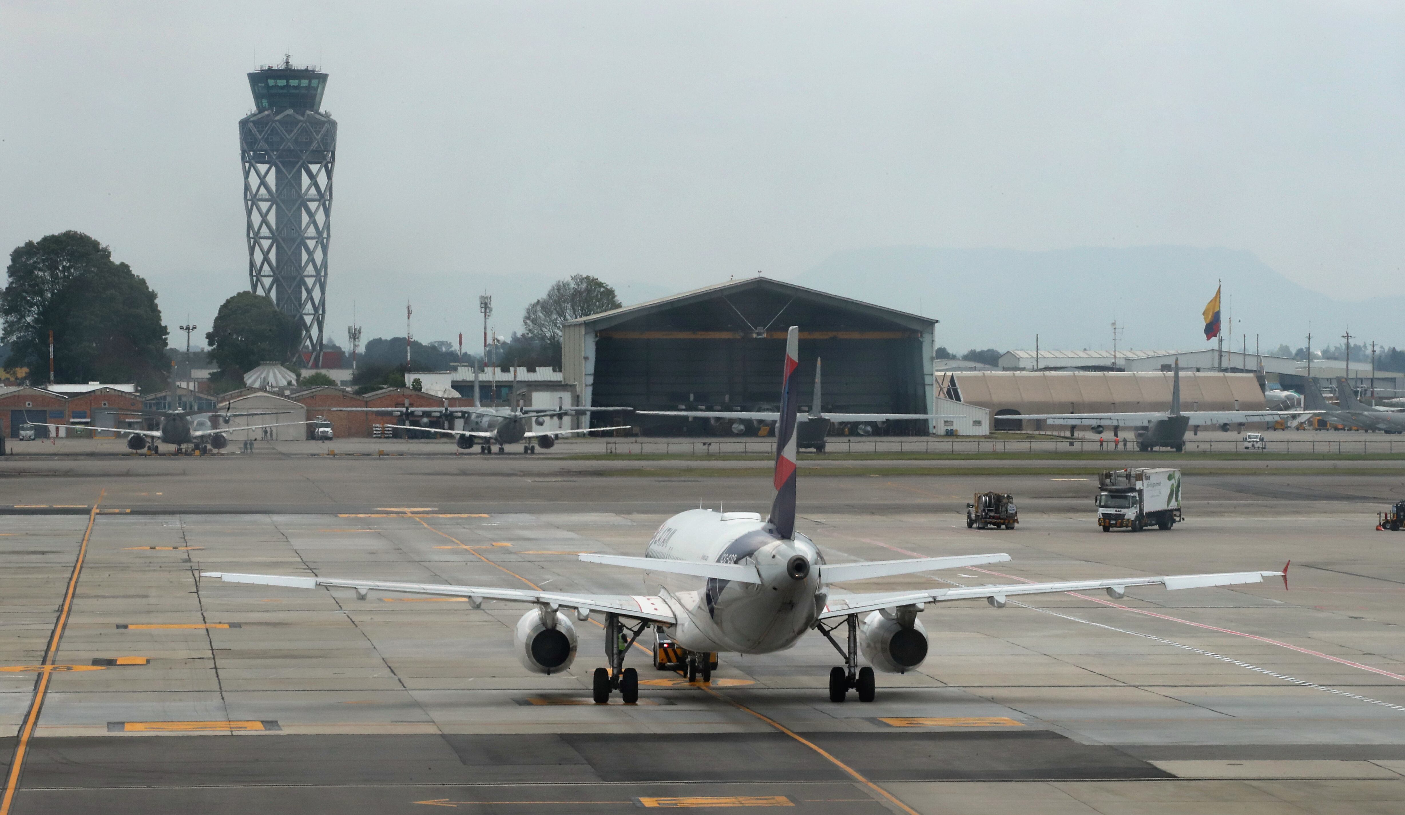 Varias aerolíneas  suspendieron venta de tiquetes en Colombia por crisis de combustible en aeropuertos
Aeropuerto Internacional El Dorado 
Bogotá agosto 26 del 2024
FOTO: GUILLERMO TORRES REINA-SEMANA