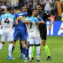 Carbonero, Fabra y Villa fueron expulsados en la final del Trofeo de Campeones. Foto: Clarín.