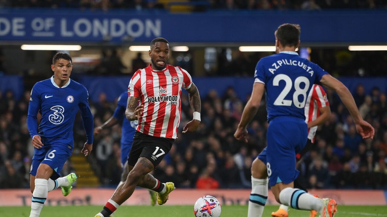 La Federación Inglesa (FA) suspendió ocho meses al delantero del Brentford Ivan Toney por apostar.