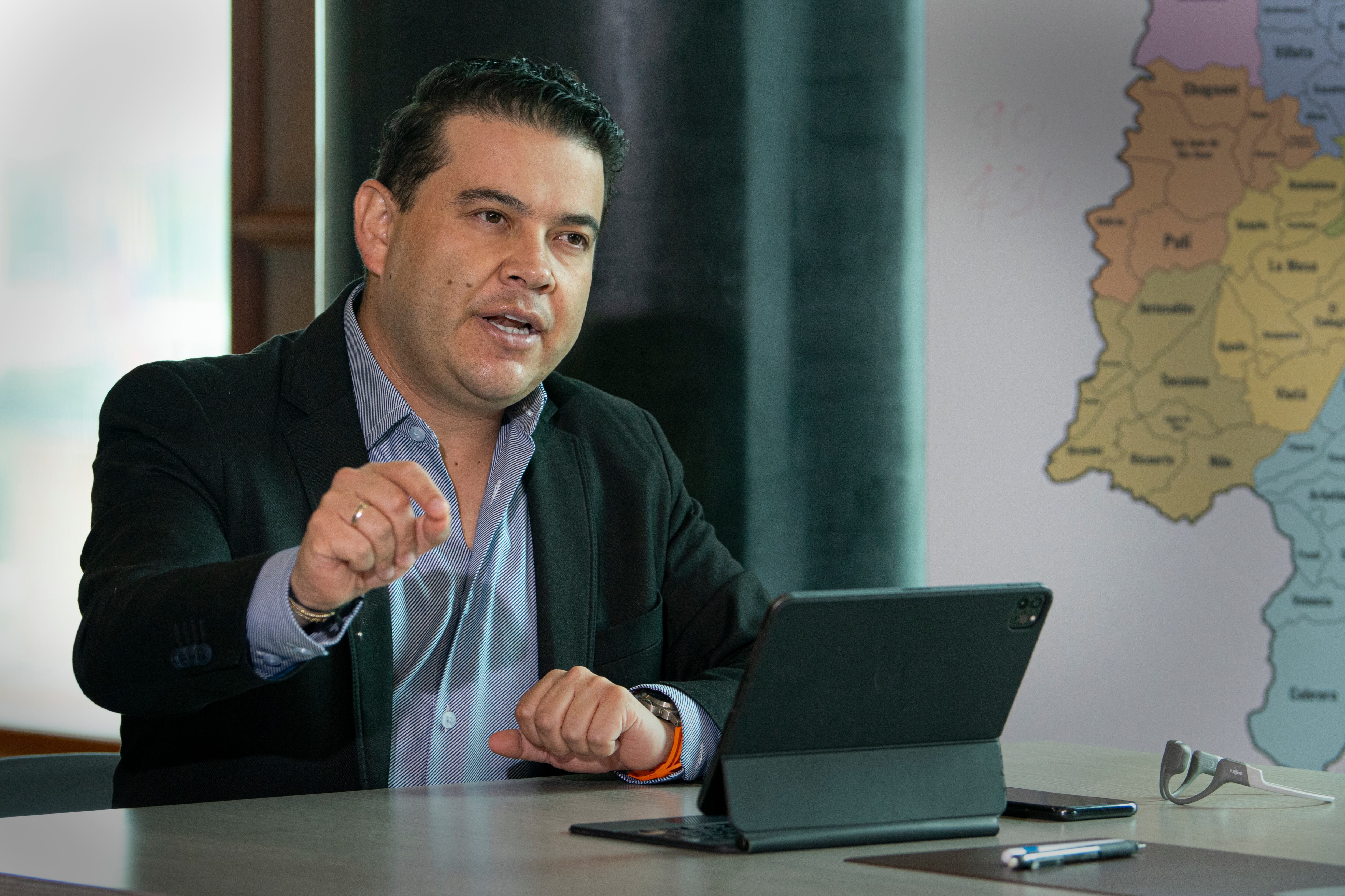 NICOLAS GARCÍA BUSTOS