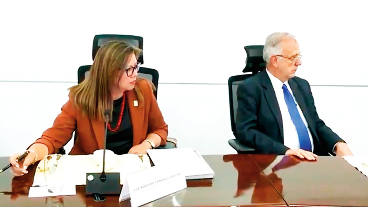 Luz Adriana Camargo e Iván Velásquez.