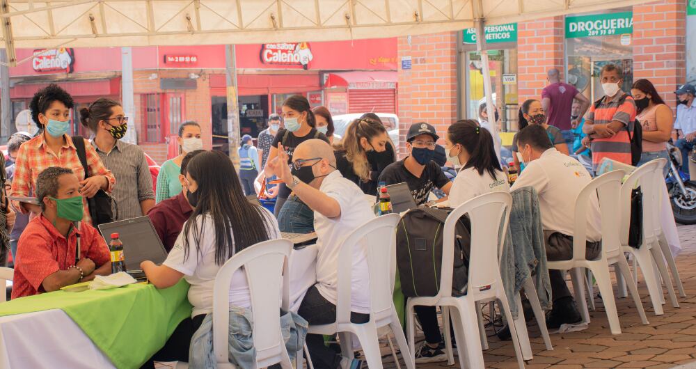 Feria de Empleo de Comfenalco en Antioquia.