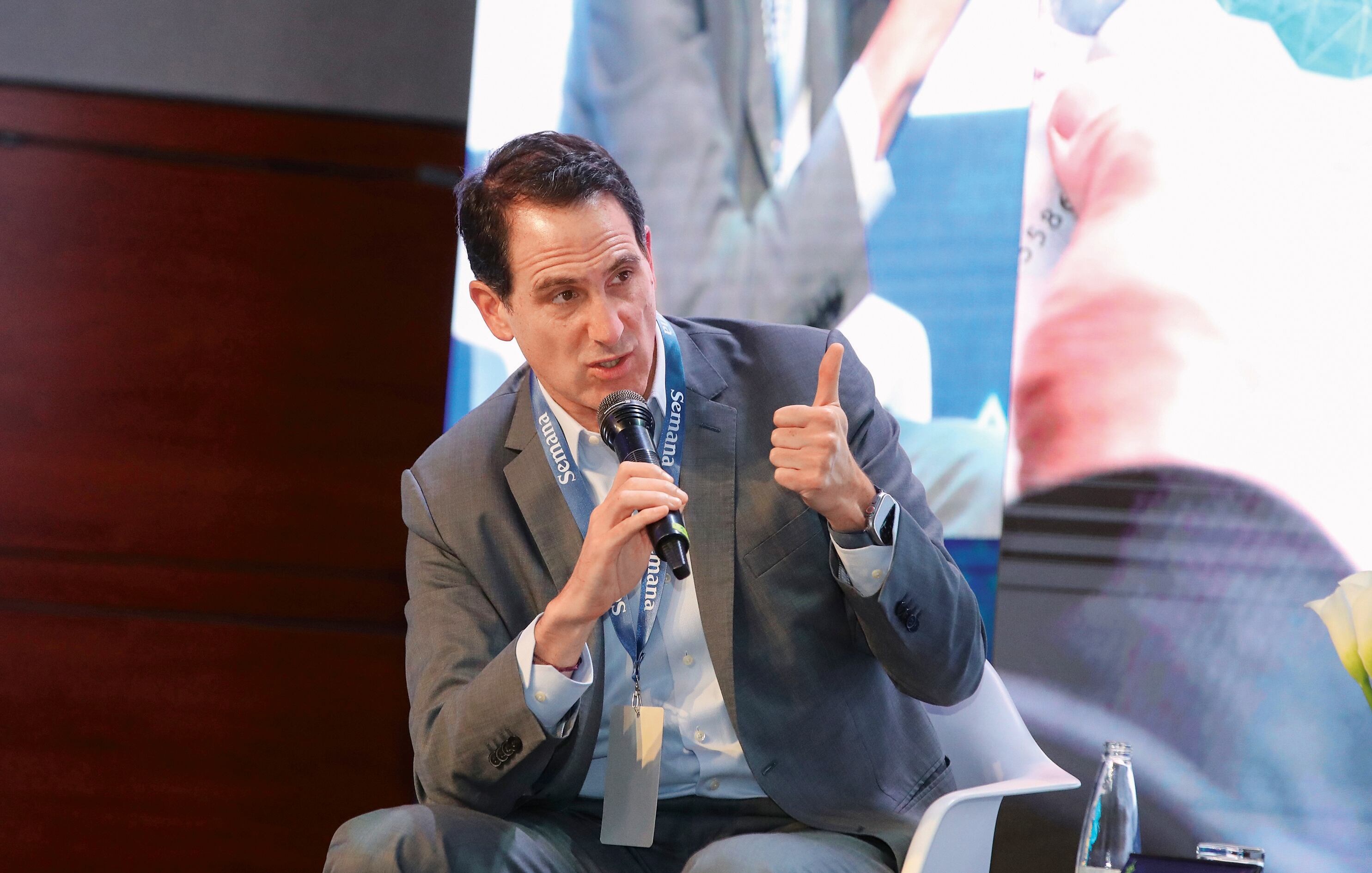 Tomás González, director del Centro Regional de Estudios de Energía CREE) y exministro de Minas y Energía.