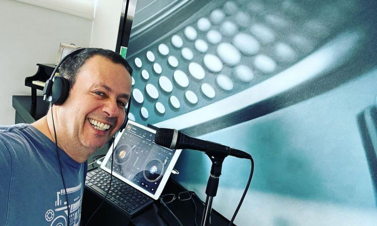 Alejandro Villalobos se niega a cumplir 41 años.