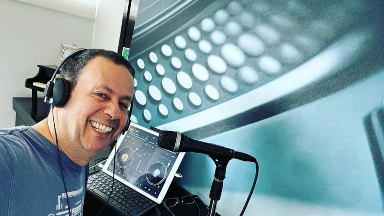 Alejandro Villalobos se niega a cumplir 41 años.