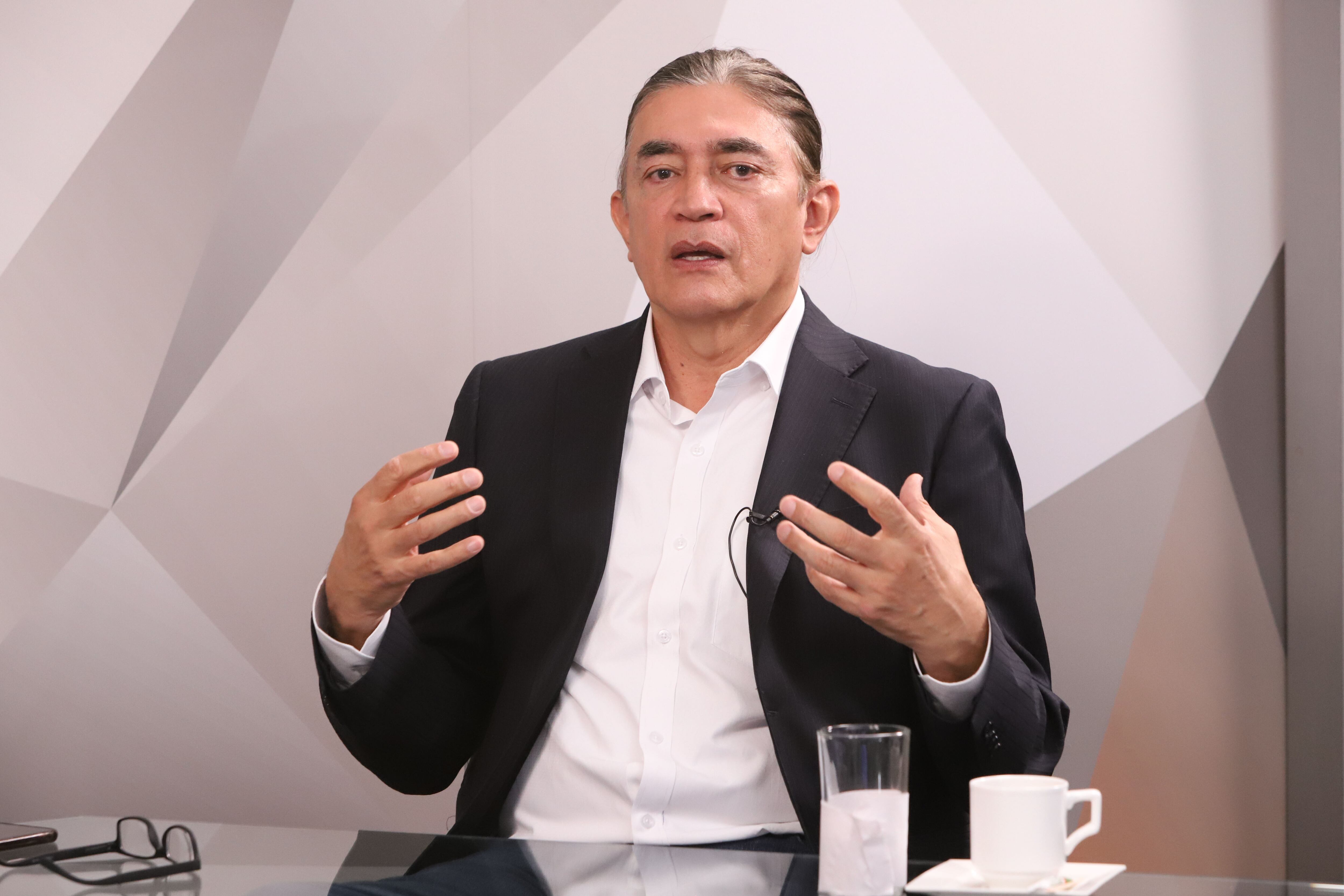 El Debate, entrevista Gustavo Bolívar