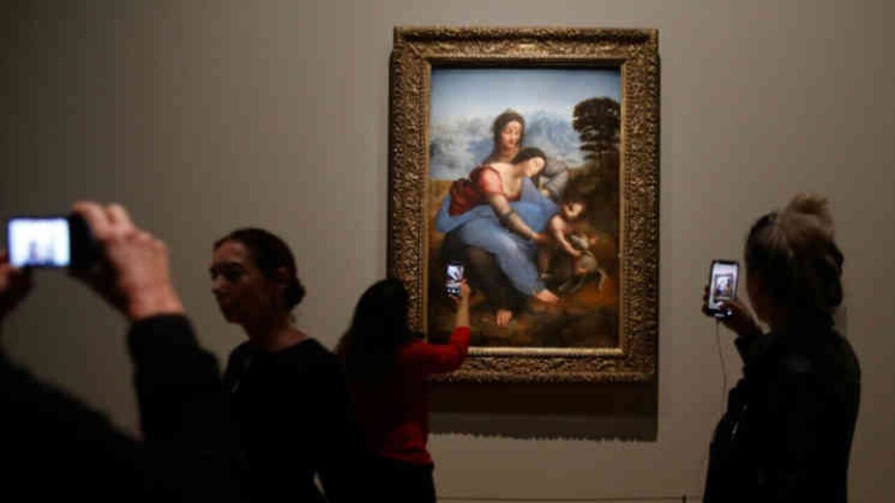 La retrospectiva ofrece la oportunidad única de admirar diez cuadros del maestro, al que los especialistas sólo atribuyen un total de 20. Foto: AFP / Francois Guillot
