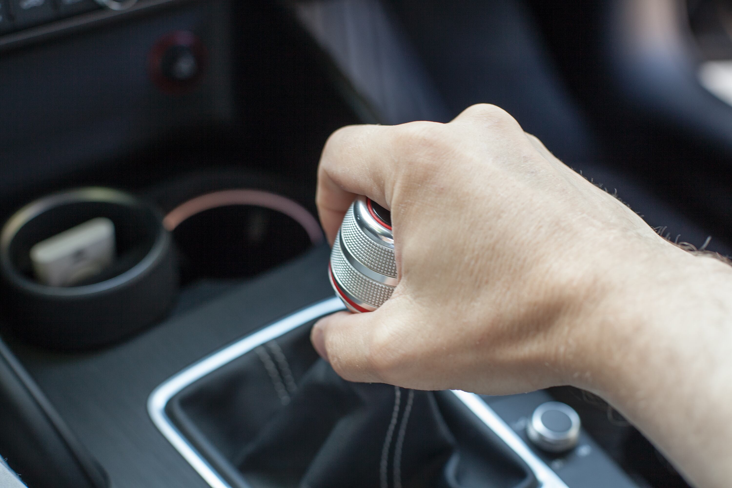 Estas son algunas señales que indican de posibles fallos en la caja de cambios.
