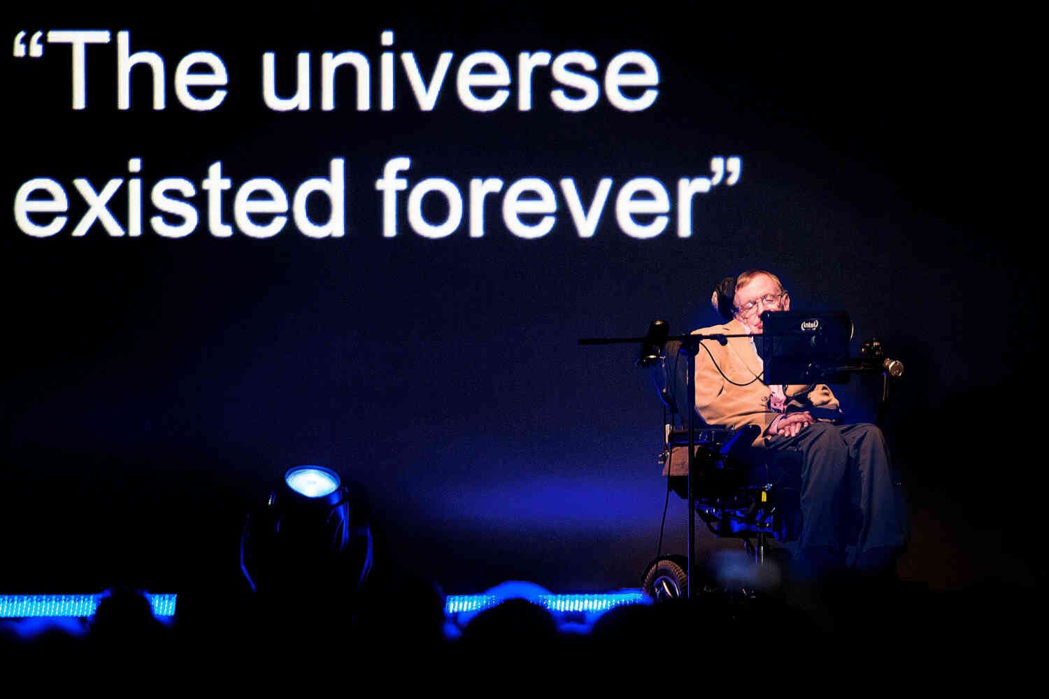 Septiembre de 2014. Conferencia de Hawking durante el Festival Starmus, dedicado a la astronomía, en la isla de Tenerife (España). AFP
