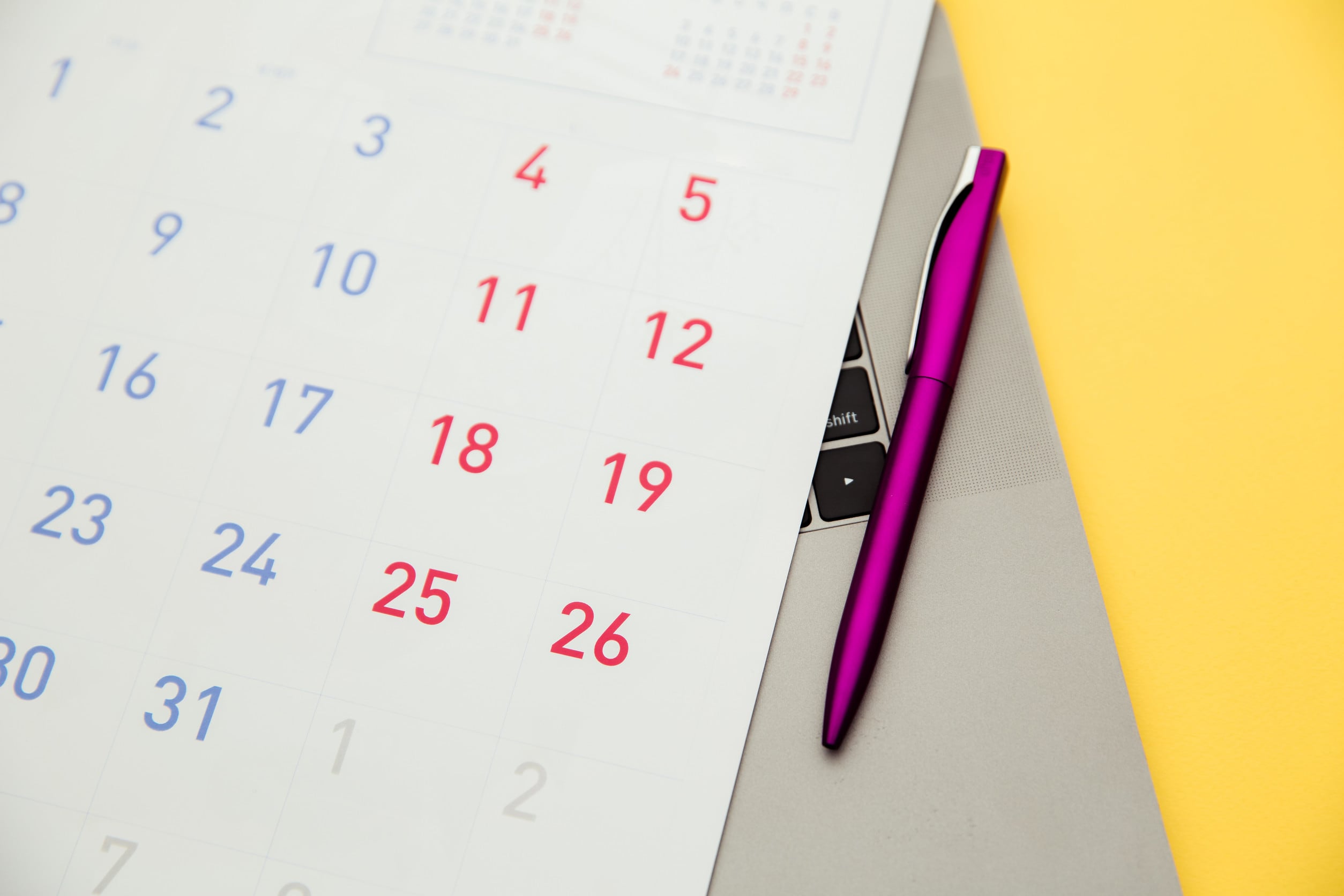 Gracias a esta regulación, muchos de los festivos que antes se celebraban en su fecha exacta pasaron a trasladarse.