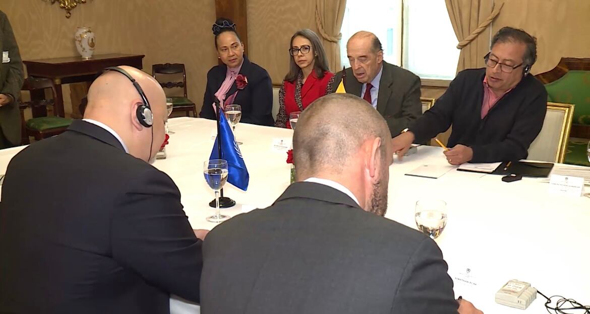 Presidente Gustavo Petro con el fiscal jefe de la Corte Penal Internacional, Karim Khan