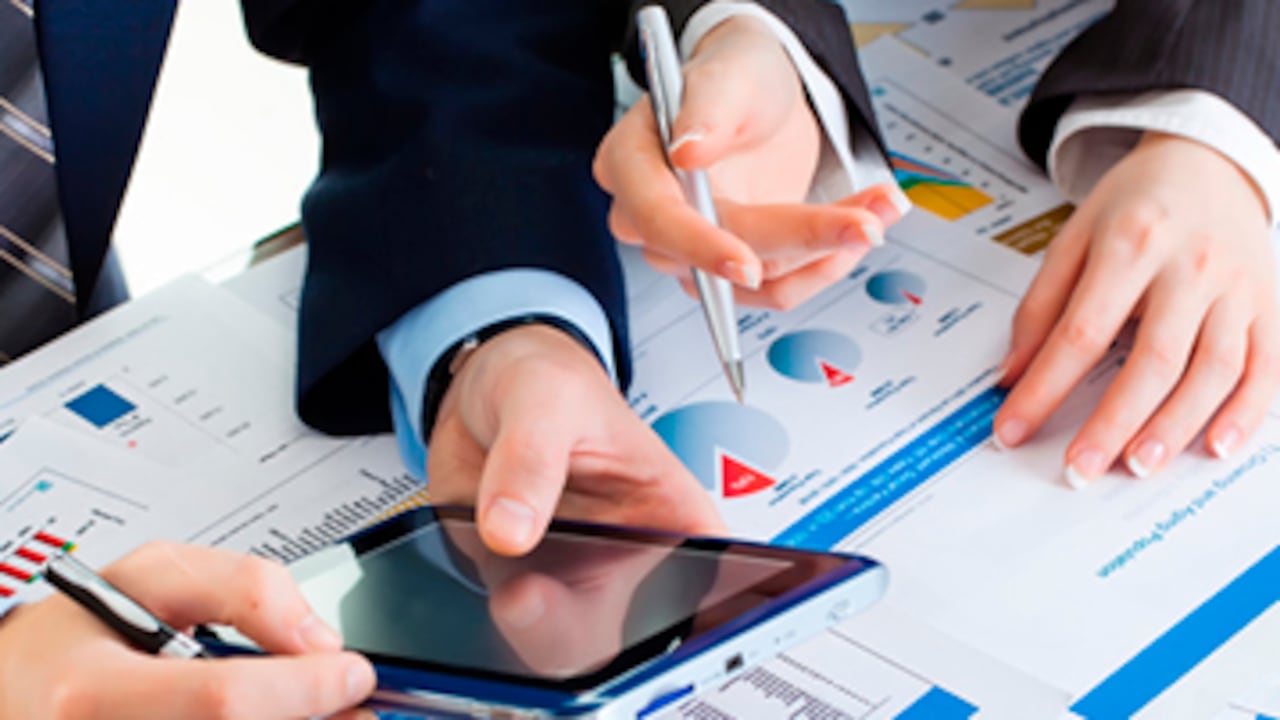 El Outsourcing o Tercerización implica también fomento para la apertura de nuevas empresas con oportunidades de oferta de mano de obra que tiene un impacto social.